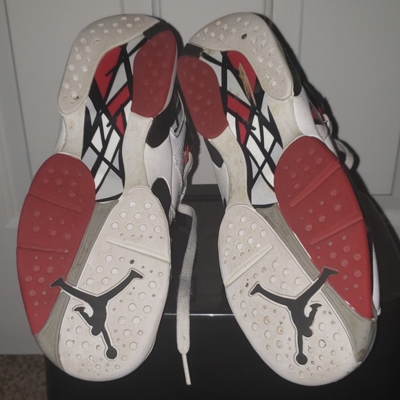 Retro Jordan 8 - Picture 4 of 8